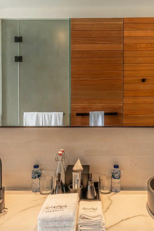 Property Image 1 Bedroom Apartment with <br/> Balcony, Jacuzzi