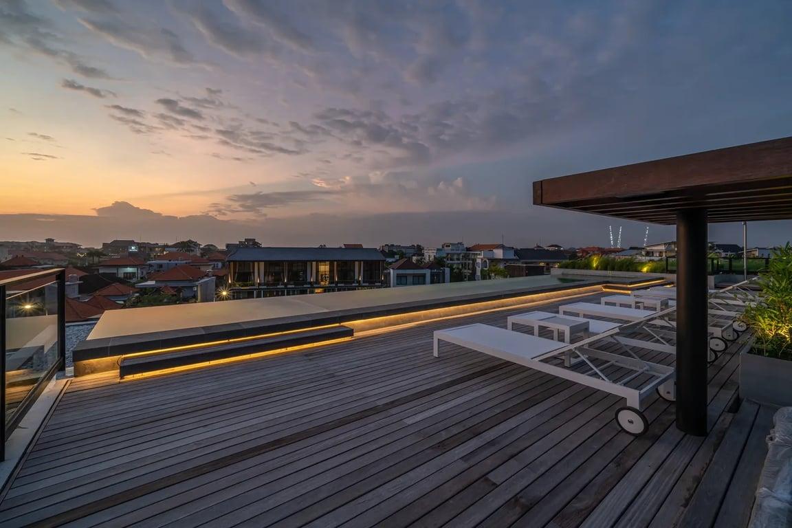 Property Image 1 Bedroom Apartment with <br/> Balcony, Jacuzzi