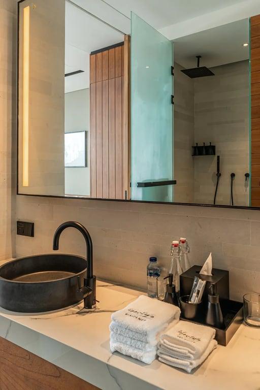 Property Image 1 Bedroom Apartment with <br/> Balcony, Jacuzzi