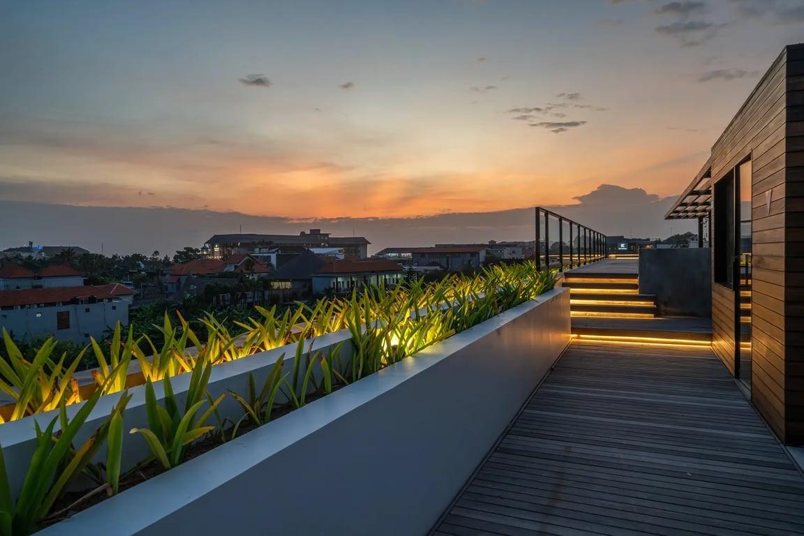 Property Image 1 Bedroom Apartment with <br/> Balcony, Jacuzzi
