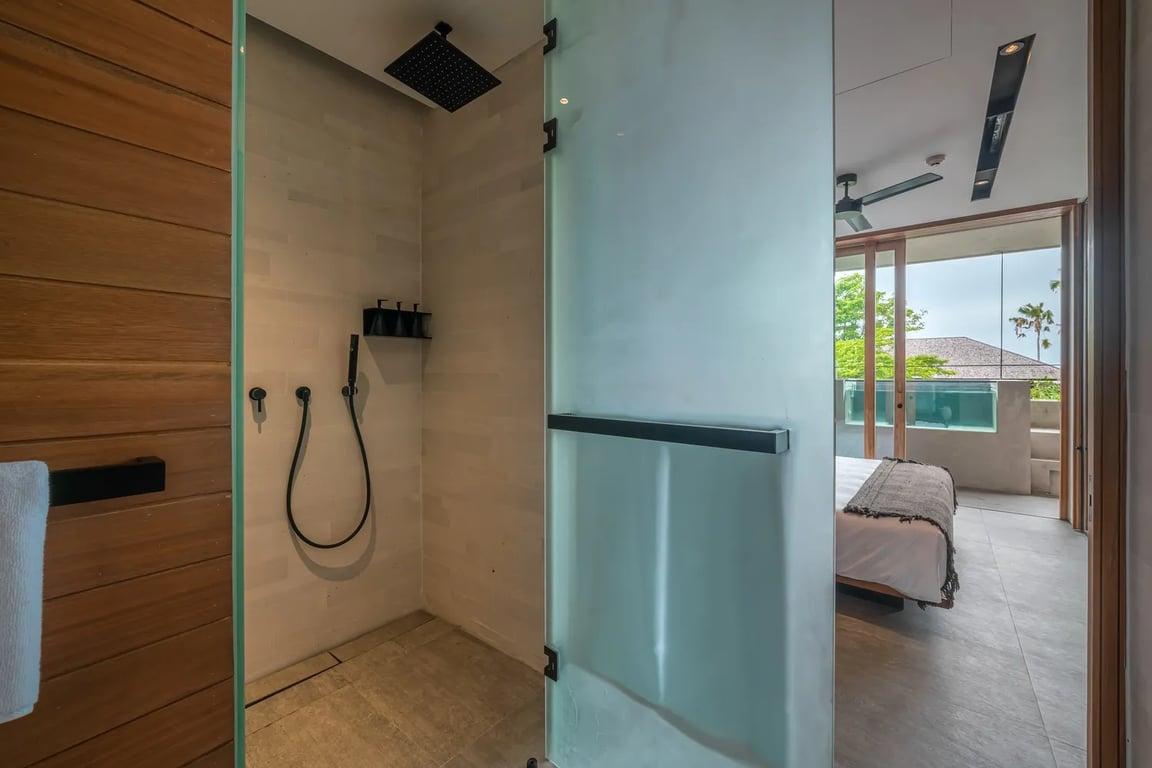 Property Image 1 Bedroom Apartment with <br/> Balcony, Jacuzzi