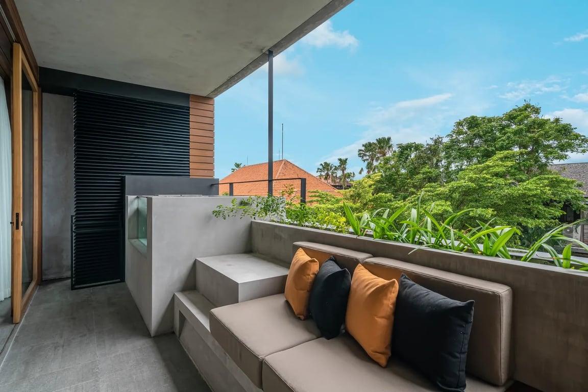 Property Image 1 Bedroom Apartment with <br/> Balcony, Jacuzzi