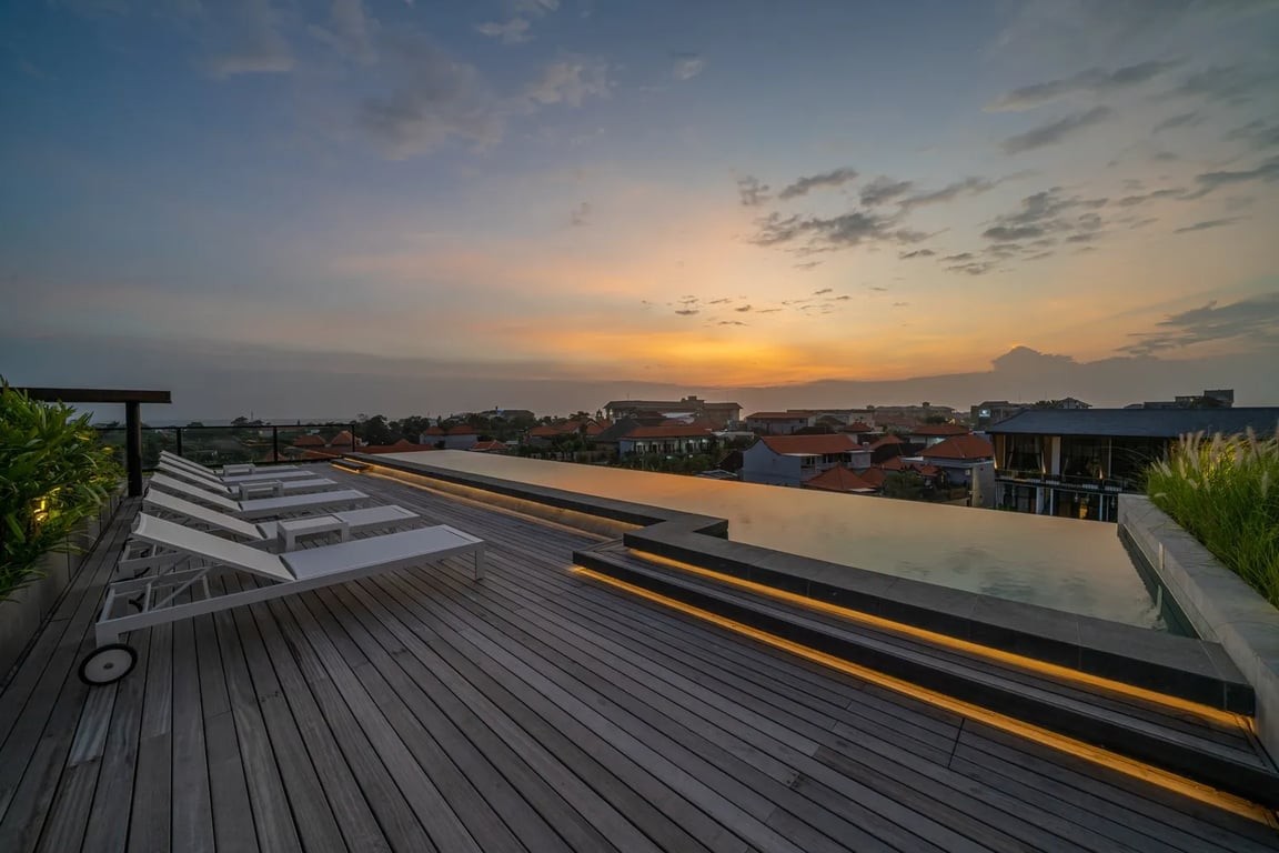 Property Image 1 Bedroom Apartment with <br/> Balcony, Jacuzzi